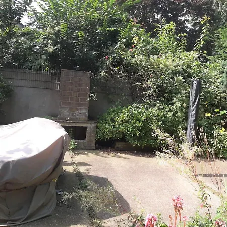 아파트 Tolstov - 1 , 2 And 3 Monteur 뒤스부르크