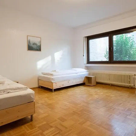 Raj Living - 1 , 2 And 3 Monteur Апартаменты *