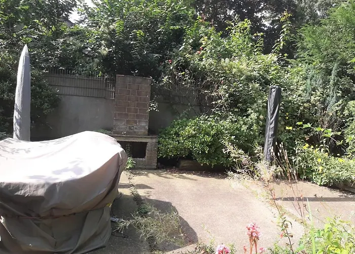 Διαμέρισμα Tolstov - 1 , 2 And 3 Monteur Ντούισμπουργκ