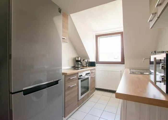 Tolstov - 1 , 2 And 3 Monteur *