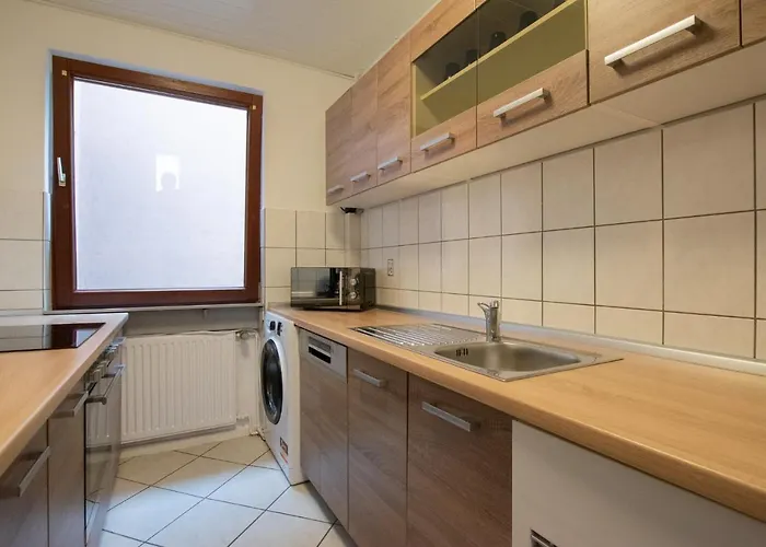 Tolstov - 1-3 Monteur Appartement